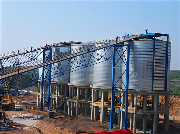 新疆螺旋钢板仓